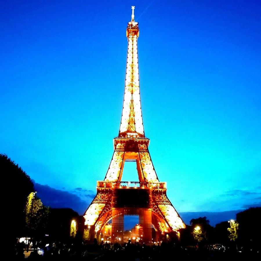 Appartamento Charming In Near The Eiffel Tower Parigi